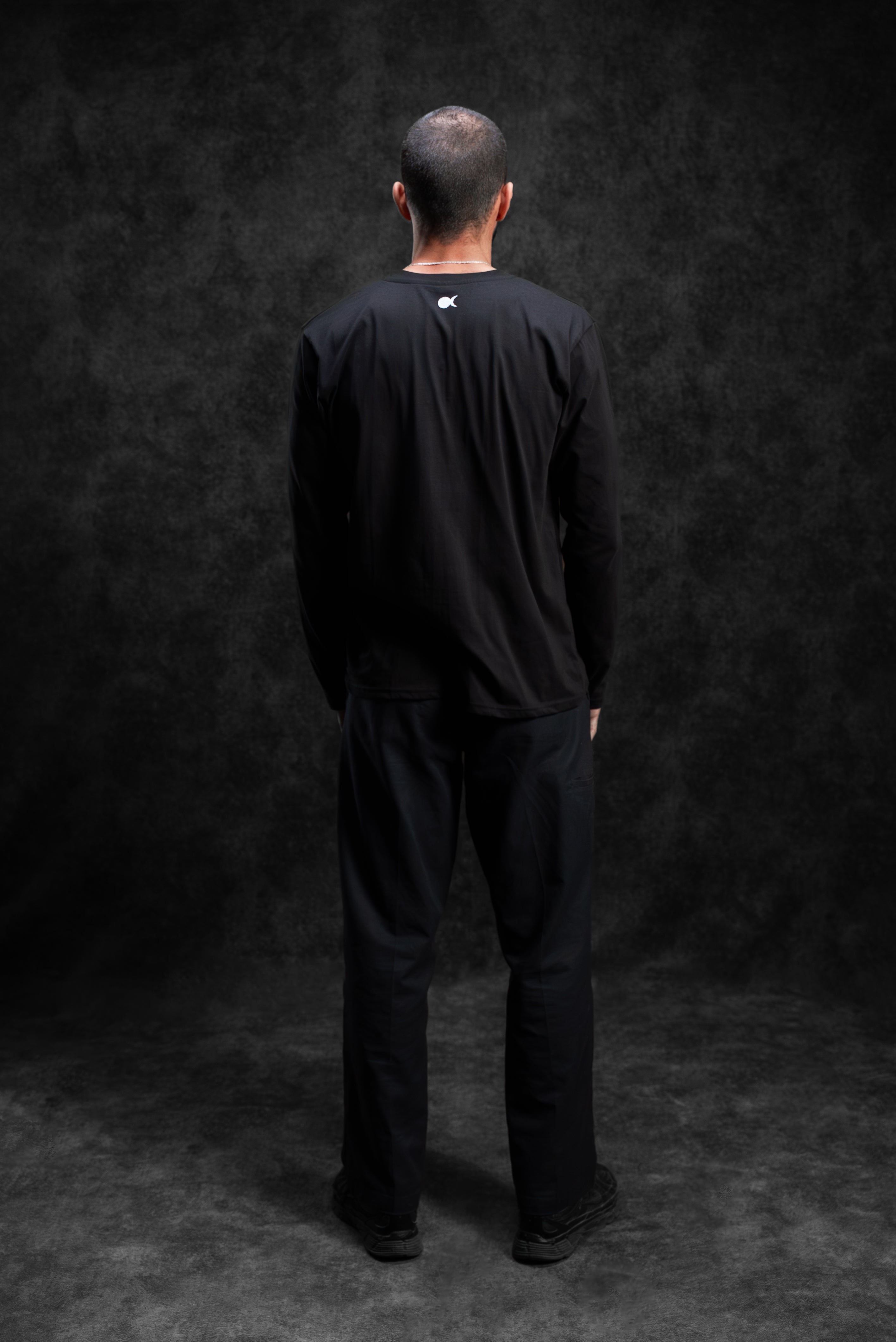 BLTNM Long Sleeve V-01