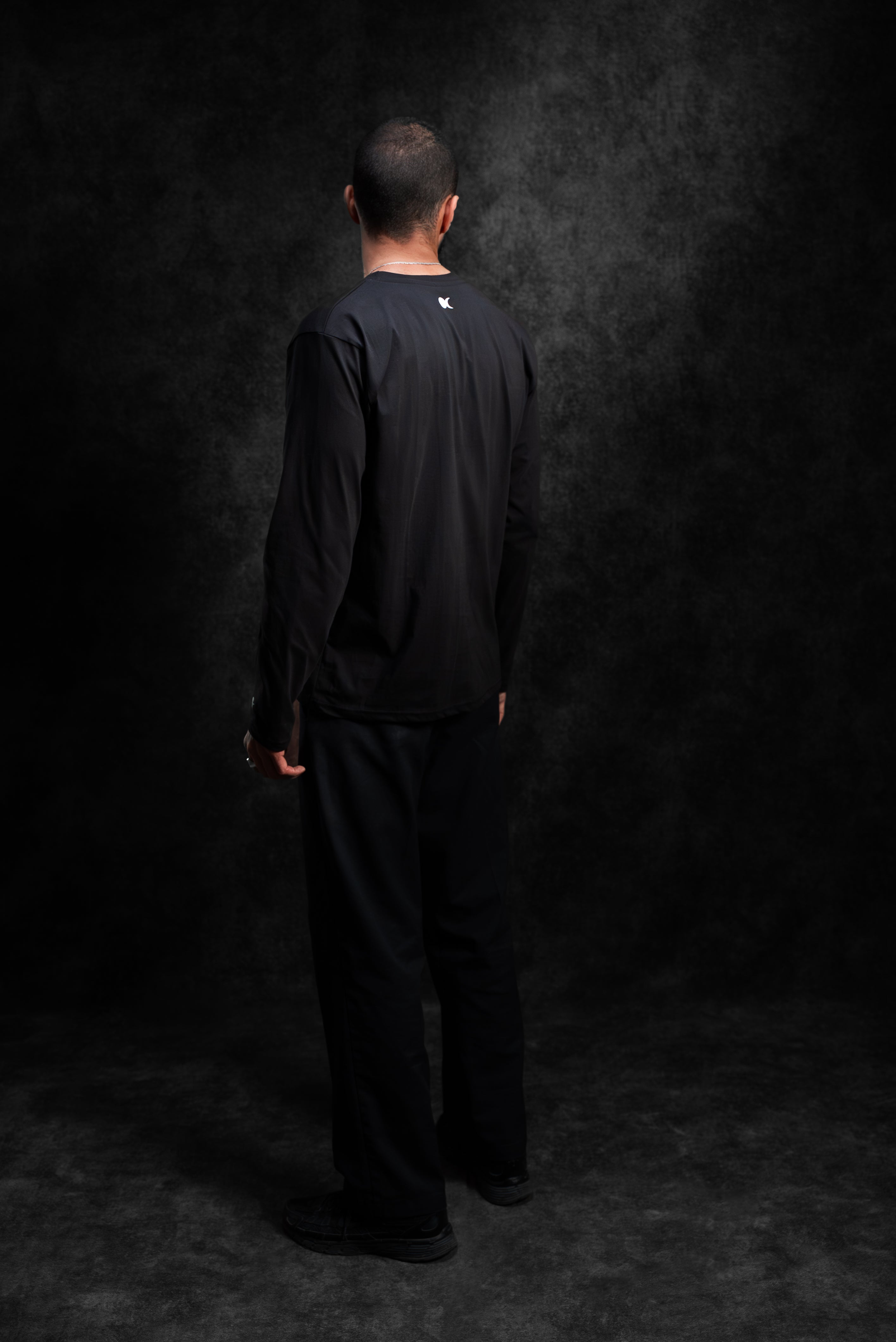 BLTNM Long Sleeve V-01